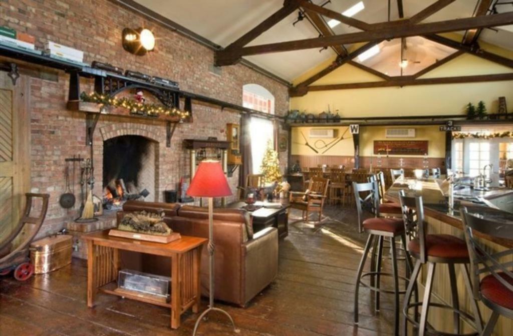 Riley'S Railhouse Bed & Breakfast Chesterton Exterior foto